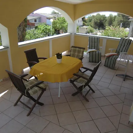 Ferien Haus Evita Auf Insel Daire *