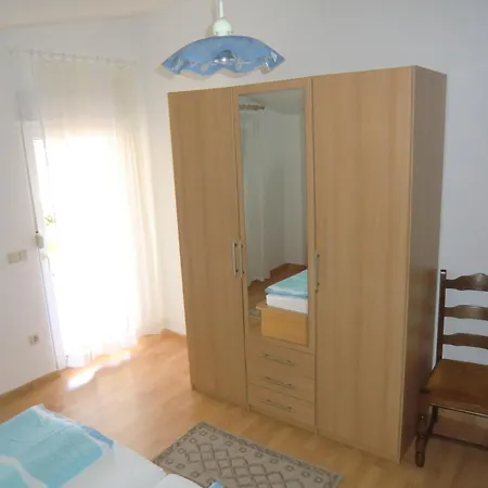 Ferien Haus Evita Auf Insel Apartmán Vir